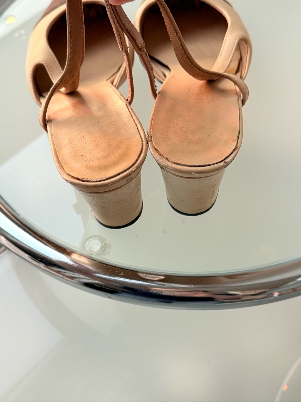 CHANEL Beige and Black Two-Tone Slingback Heels - Picture 4 of 12